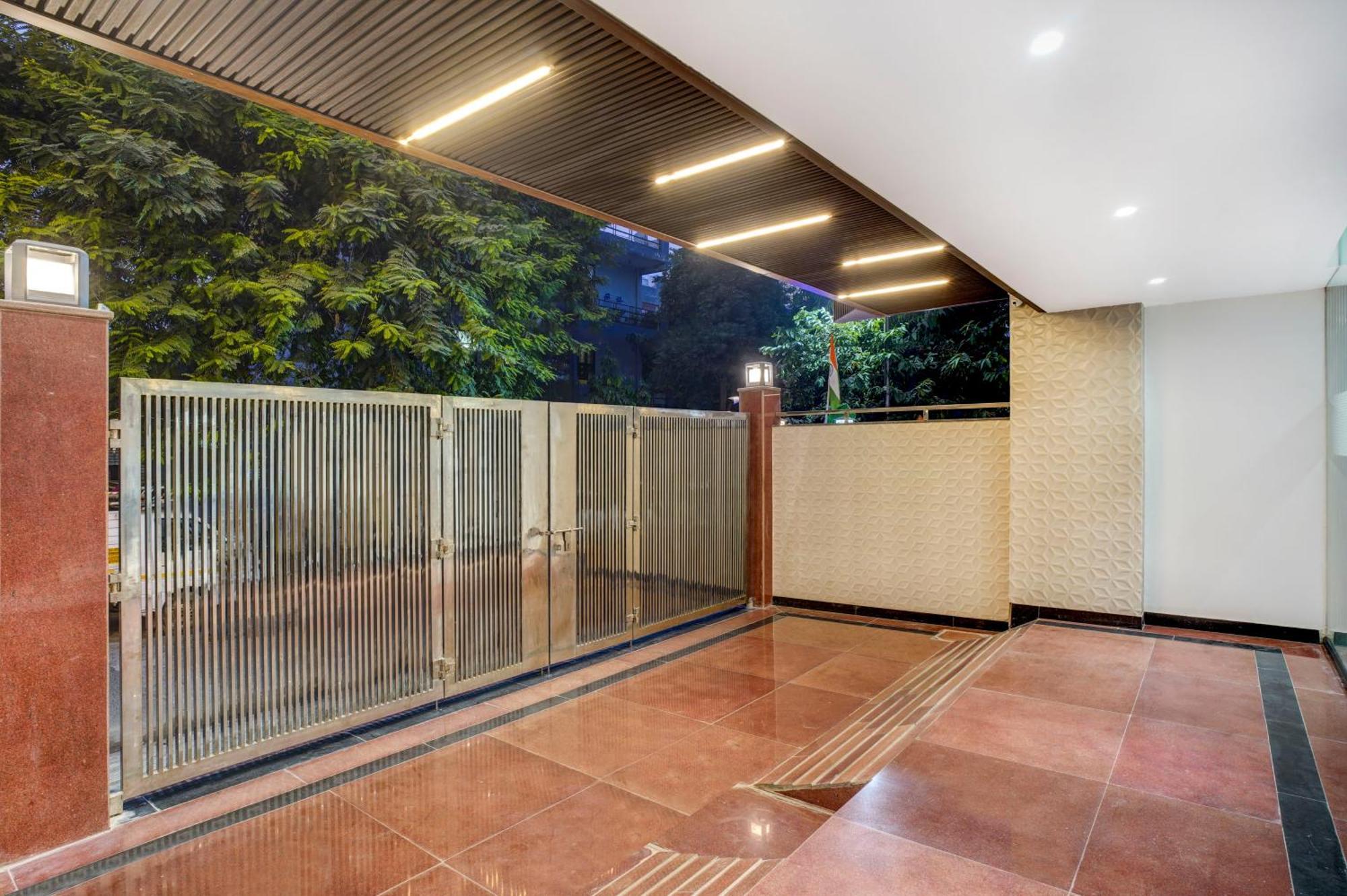 Treebo Corporate Inn Νόιντα Εξωτερικό φωτογραφία