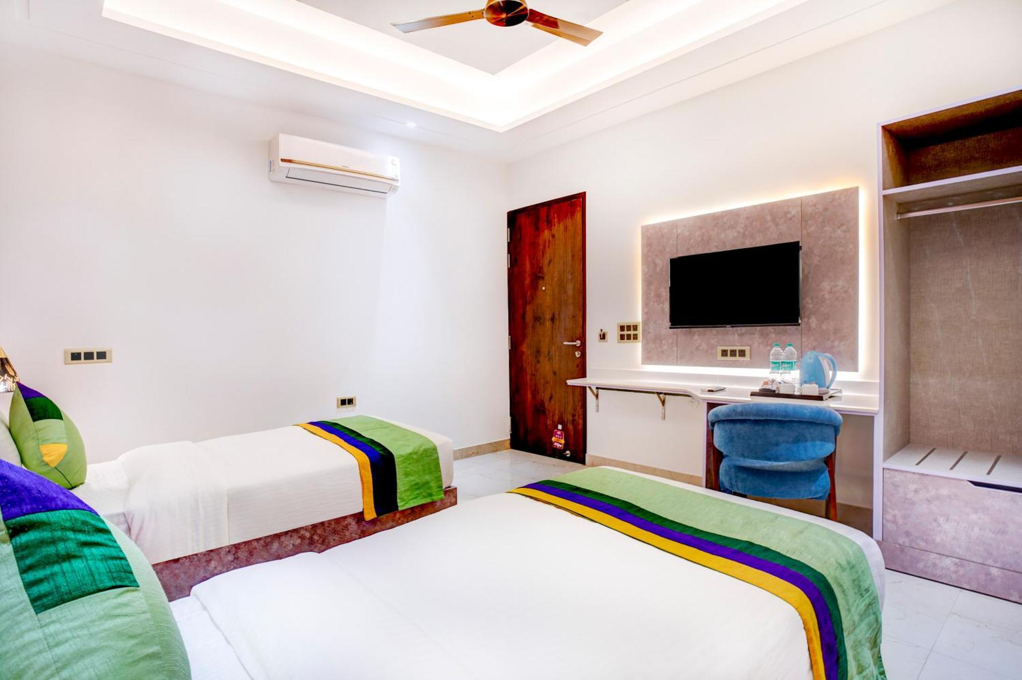 Treebo Corporate Inn Νόιντα Εξωτερικό φωτογραφία