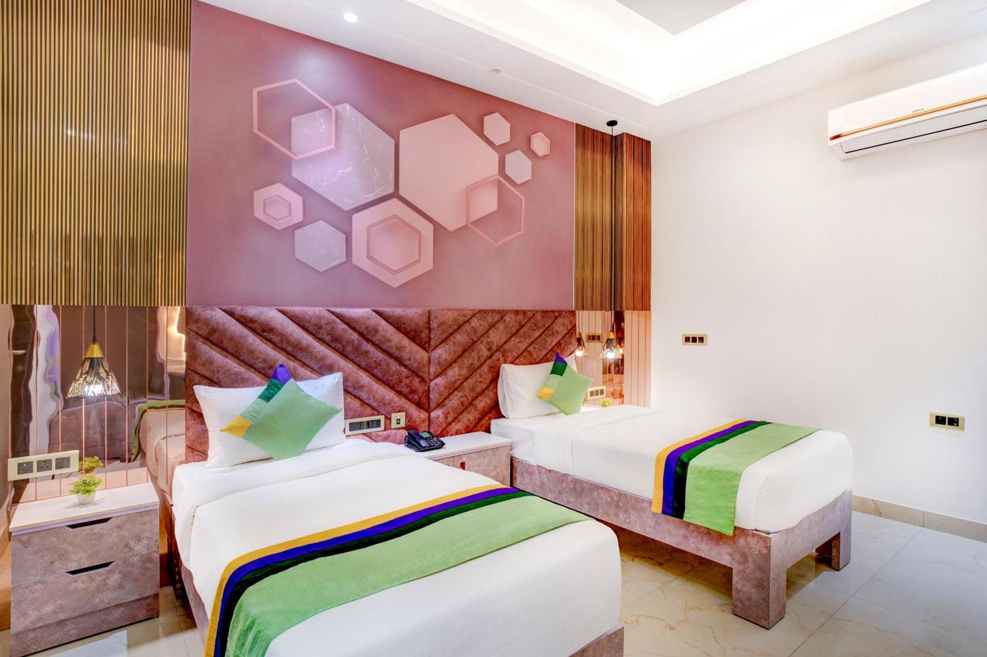 Treebo Corporate Inn Νόιντα Εξωτερικό φωτογραφία